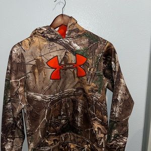 under armour camo hoodie